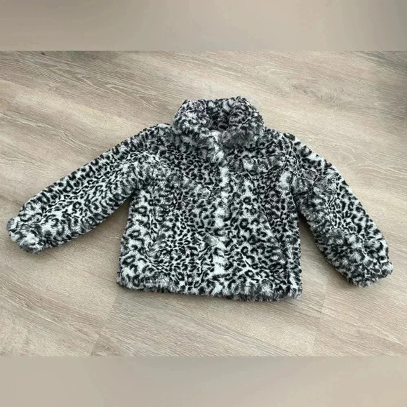 Chasing Fireflies Faux Fur Jacket Girls 7 Black White Soft Snap Front Lined - Picture 2 of 13